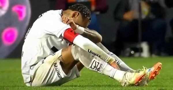 Neymar Menangis Usai Kekalahan 0:6