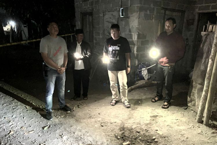 Ngeri Duel Maut 30 Menit 2 Kakek Lansia Kakak beradik di Blitar, Sang Kakak Tewas
