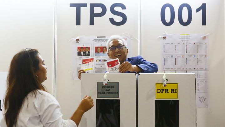 Nia Ramadhani Ngaku Baru Pertama Kali Nyoblos ke TPS dan Ngikutin Berita Pilpres