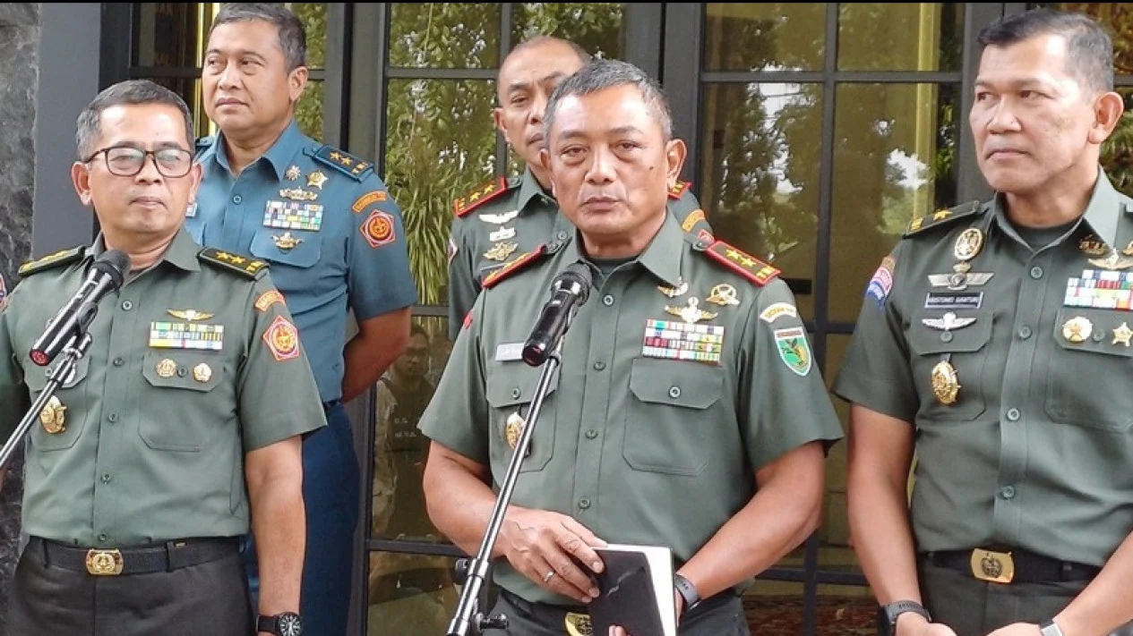 Oknum Prajurit TNI Menyiksa Anggota KKB Papua, Mayjen TNI Izak Pangemanan Langsung Marah Besar: Ini Buruk