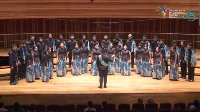 Paduan Suara Mahasiswa ITS Raih Gelar Grand Champion di Singapura