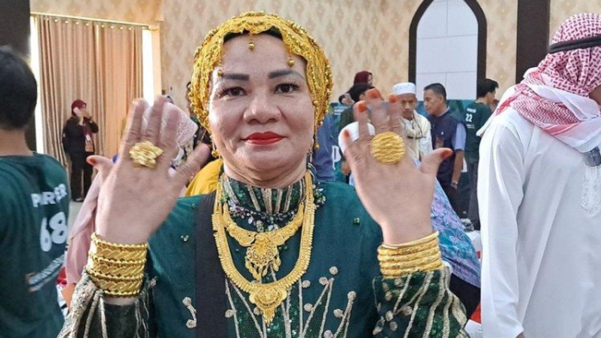 Pamer Emas Pulang Haji, Suarnati Jemaah Haji Asal Makassar Dipanggil Bea Cukai, Diminta Bayar Pajak