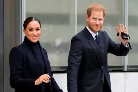 Pangeran William Sempat Larang Harry Nikahi Meghan Markle Gegera Tak Cocok dengan Keluarga Kerajaan