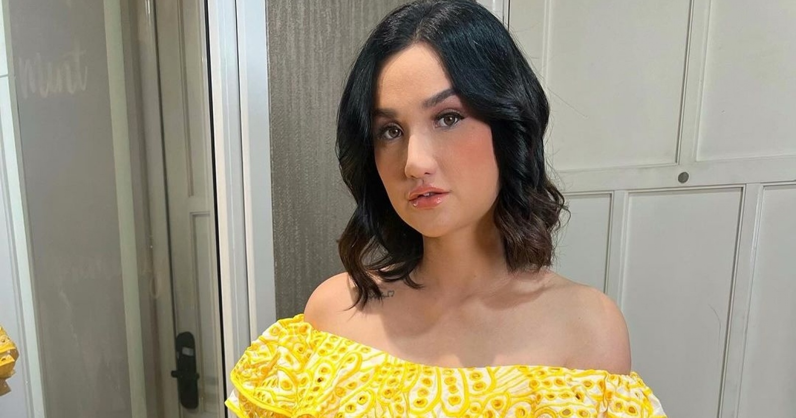 Panggil Pengacara, Tengku Dewi Putri Siap Gugat Cerai Andrew Andika