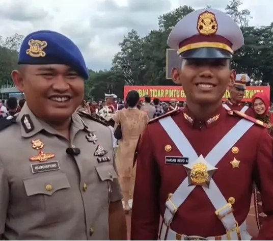 Pangkat Aiptu, Ayah Polisi Sumringah Sang Anak Wisuda Prabhatar Akademi TNI Akpol 2023