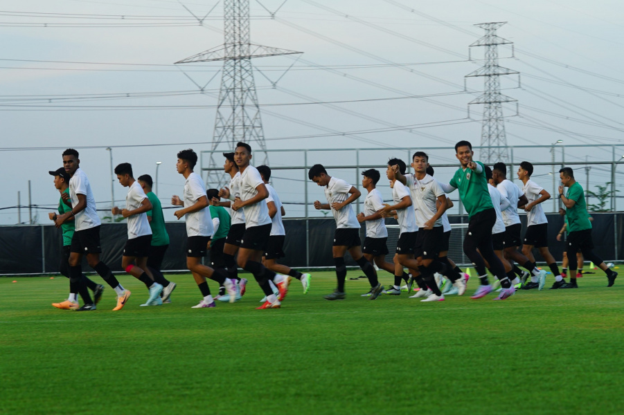 Pelatih Panama Takut Suporter Indonesia Bikin Down Pemainnya