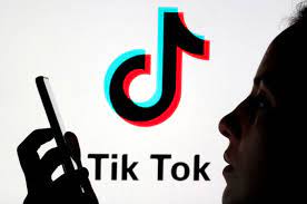 Pengguna TikTok Cuma Bisa Main Aplikasi 1 Jam