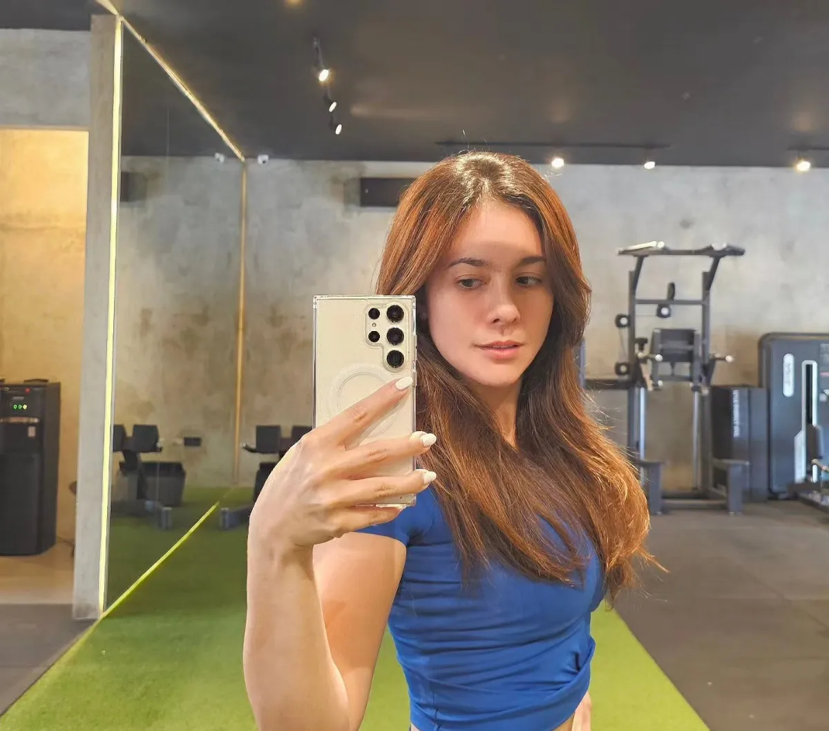 Pesona Wulan Guritno Asyik Nge Gym Netizen : Makin Tua Makin Jadi