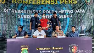 Polisi Tangkap Pelaku Penyebar QRIS 'Palsu' di Masjid, Raup Rp 13 Juta dalam Sepekan