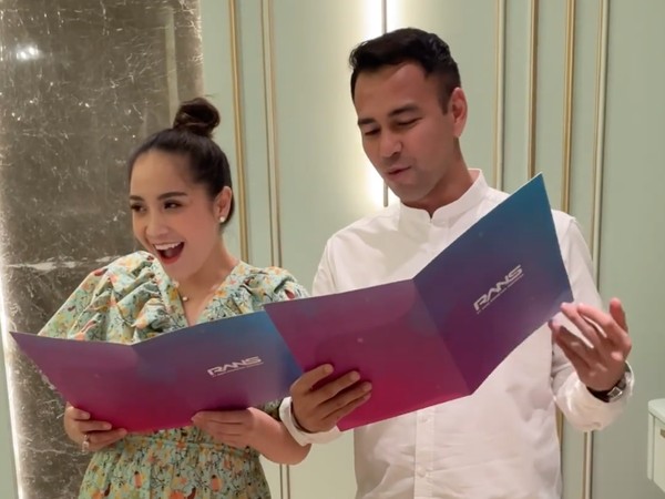 Raffi Ahmad Memang Beda, Kado Ultah Pernikahannya Bikin Nagita Slavina Melongo