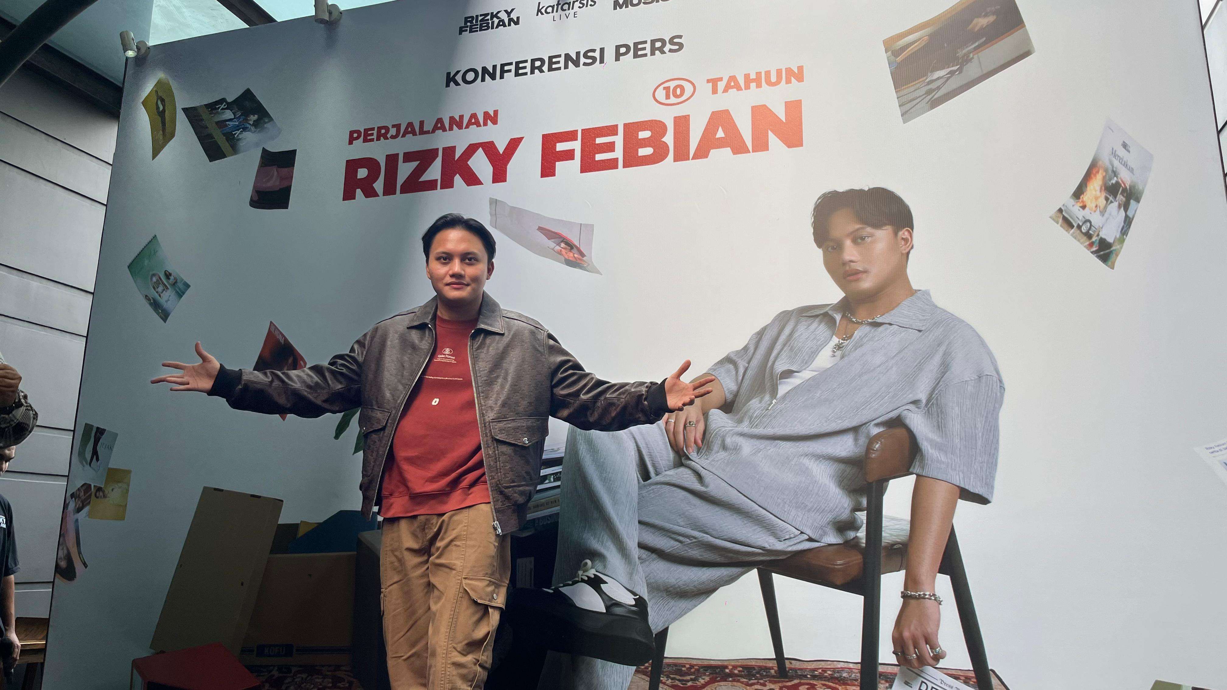 Rayakan Satu Dekade Berkarya, Rizky Febian Akan Gelar Tur 10 Kota