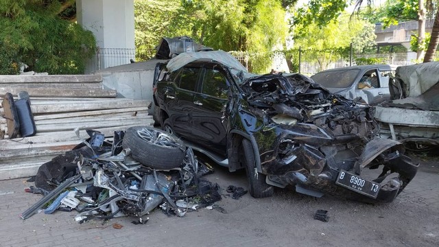 Ringsek, Begini Wujud Fortuner yang Terguling di Jakut Tewaskan 3 Orang