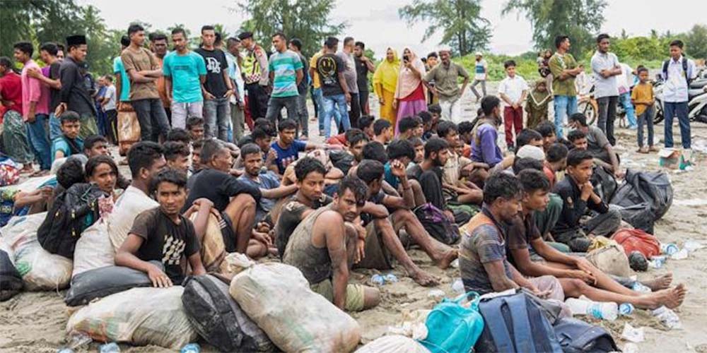 Rohingya Makan Enak Secara Gratis, Warga Indonesia Harus Banting Tulang Baru Bisa Makan 