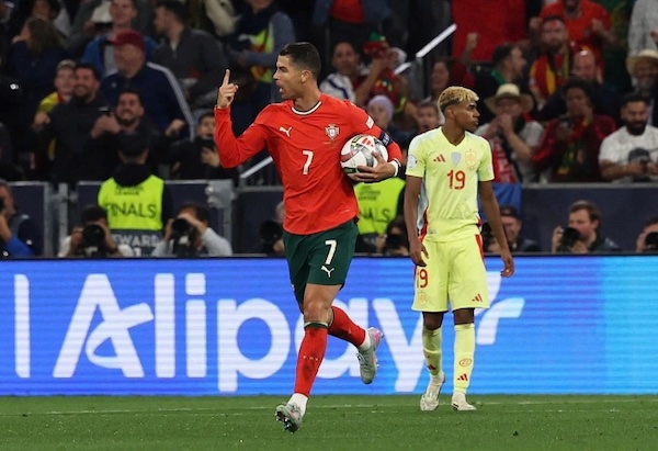 Ronaldo “Memberi Pelajaran Berharga” Kepada Yamal Dalam Final Uefa Nations League