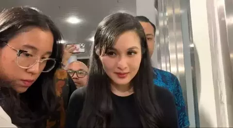 Sandra Dewi Disebut Jadi Tersangka, Kapuspen Kejagung Malah Belum Dapat Info 