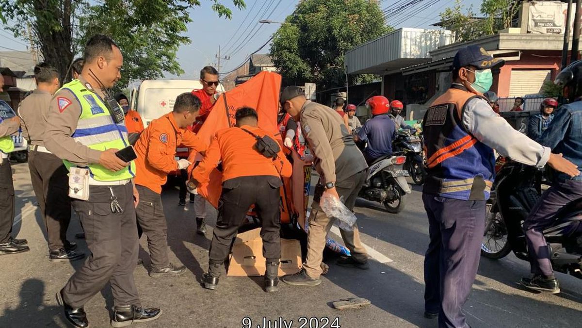 Tebasan Golok Suami di Surabaya Tewaskan Istri dan Sepupu Saat Bersetubuh