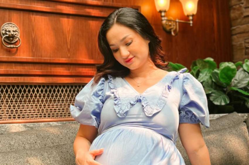 Tengku Dewi Putri Melahirkan Anak Kedua, Andrew Andika Ikut Temani