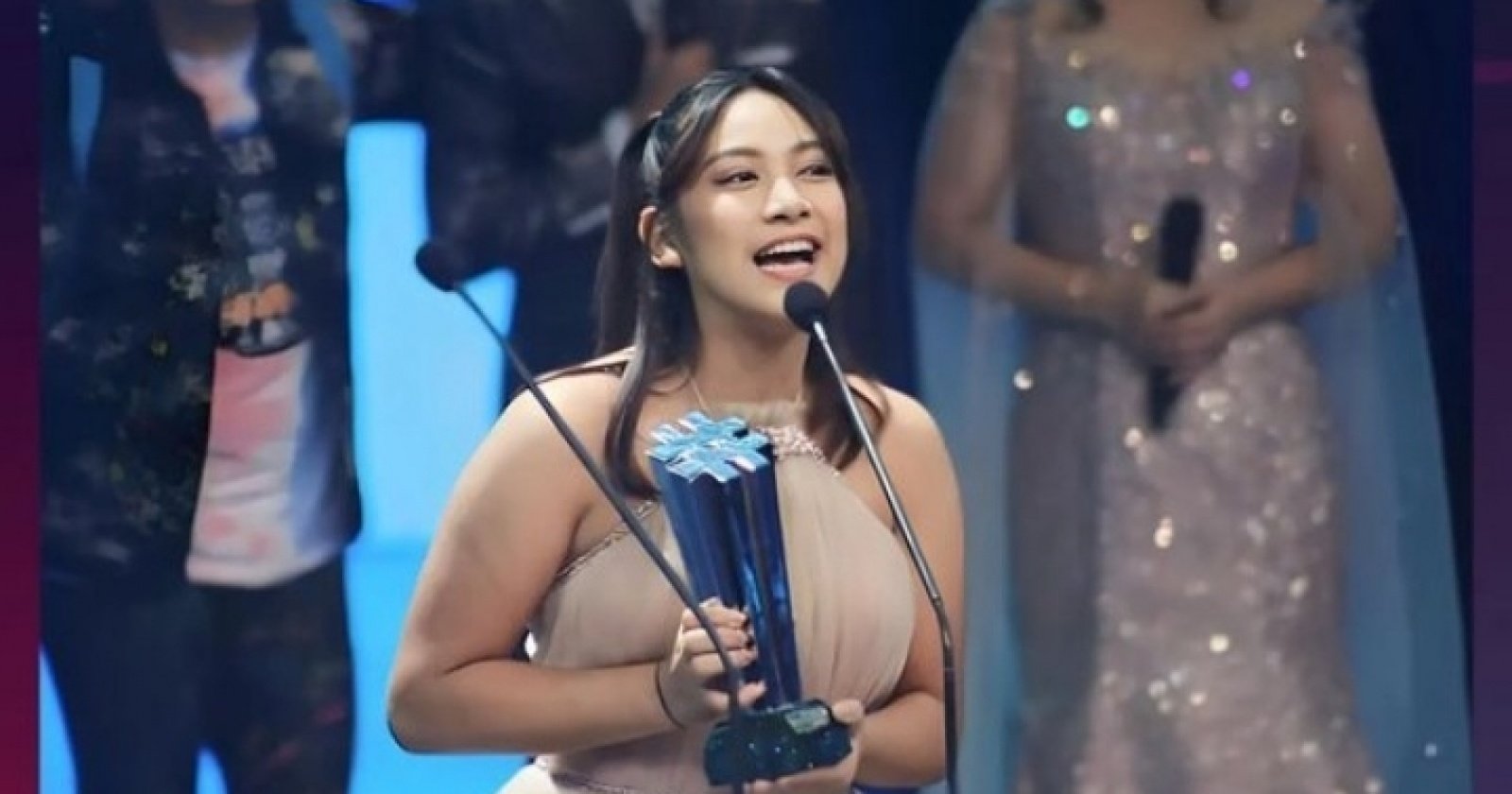 Terima Award Gegara Jargon Bercyanda, Abigail Manurung Malah Tuai Hujatan