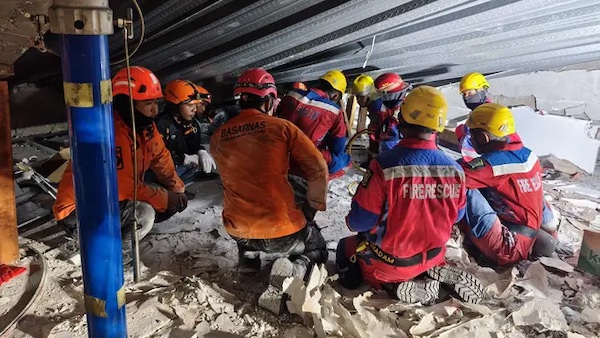 Tim SAR Hadapi Medan Sulit