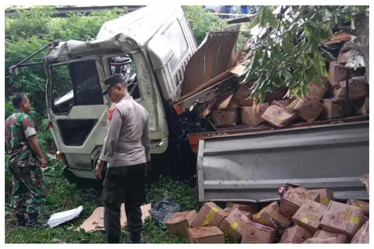 Truk Masuk Jurang di Jalur Gentong Tasikmalaya, Satu Orang Dilaporkan Meninggal Dunia