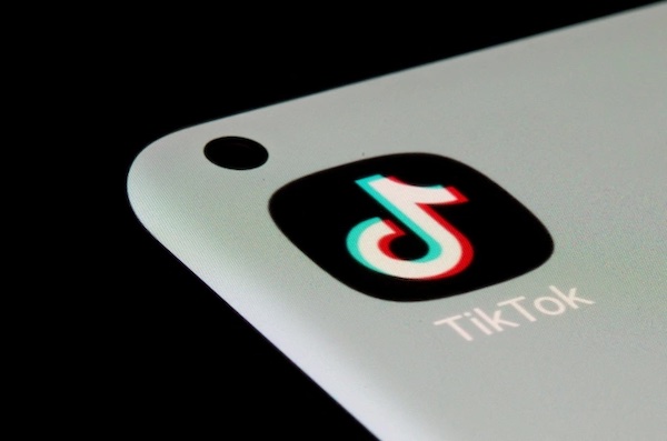 Trump Tandatangani Perintah Penjualan Tiktok As, Algoritma Jadi Sorotan
