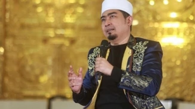 Ustaz Solmed Makin Sering Pamer Rumah Rp 80 M, Utang ke Ustaz Jefri Al Buchori Diungkit