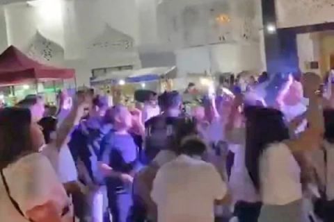 Viral Aksi Joget Musik Dj di Depan Masjid Agung Ummulqura Sengkang Bikin Geger Warga