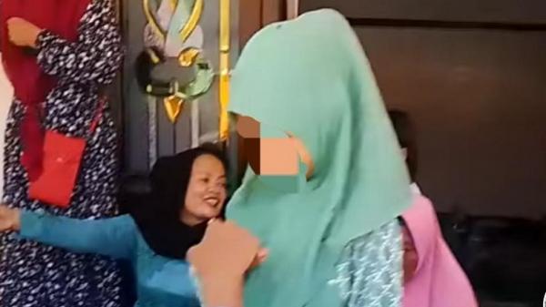 Viral Bocah Perempuan 4 Tahun Asal Madura Bertunangan, Seserahan Sepatu Anak Merah Muda