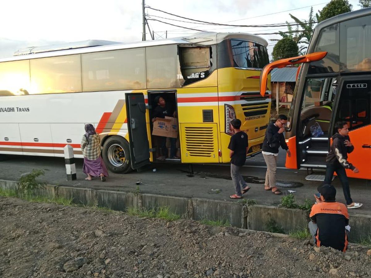 Viral Bus Study Tour SMPN 3 Depok Sleman Tertimpa Tiang Listrik di Bali