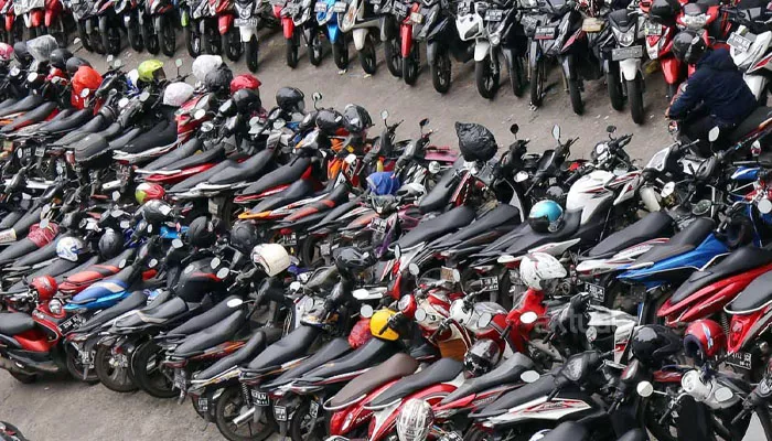 Viral Harga Parkir Motor 2 Tahun di Stasiun Bogor