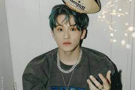 Viral Mark Lee NCT Pakai Almamater USU, Netizen Histeris