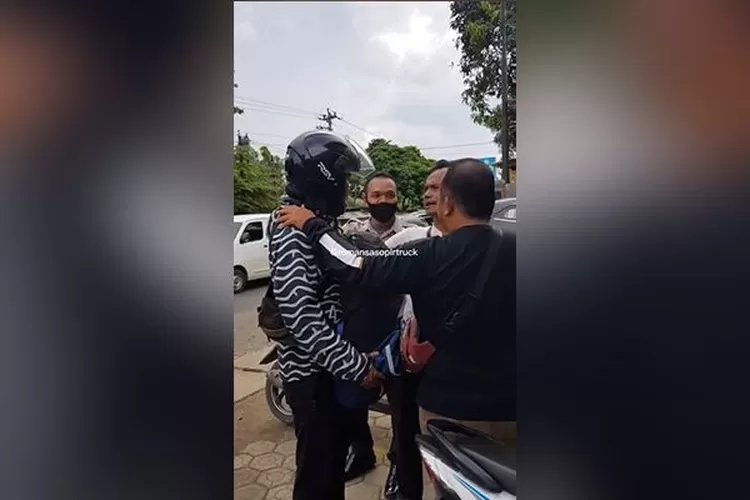 Viral Pemotor Disetop Debt Collector Padahal Beli Motor Cash