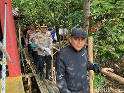 Viral Penumpang Bawa Kabur Ponsel Sopir Taksi Online di Gambir