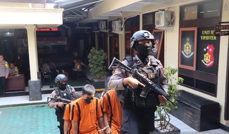 Viral Perempuan Digilas Pakai Sepeda Motor di Sukabumi 5 Pelaku Ditangkap