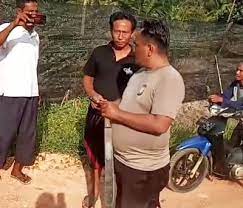 Viral Polisi Bawa Parang Kawal Tim Ukur Lahan di Rempang, Ini Kata Kapolsek