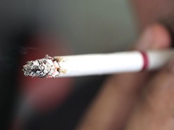 Viral Pria DKI 21 Tahun Kena Efusi Pleura gegara Rokok Sempat Dikira Batuk Biasa